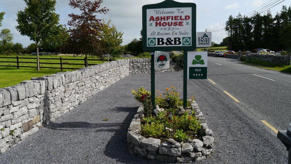 Ashfield House B&B Cong Dış mekan fotoğraf